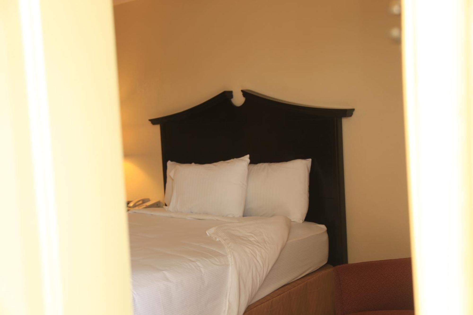 Plaza Inn Midland Kültér fotó