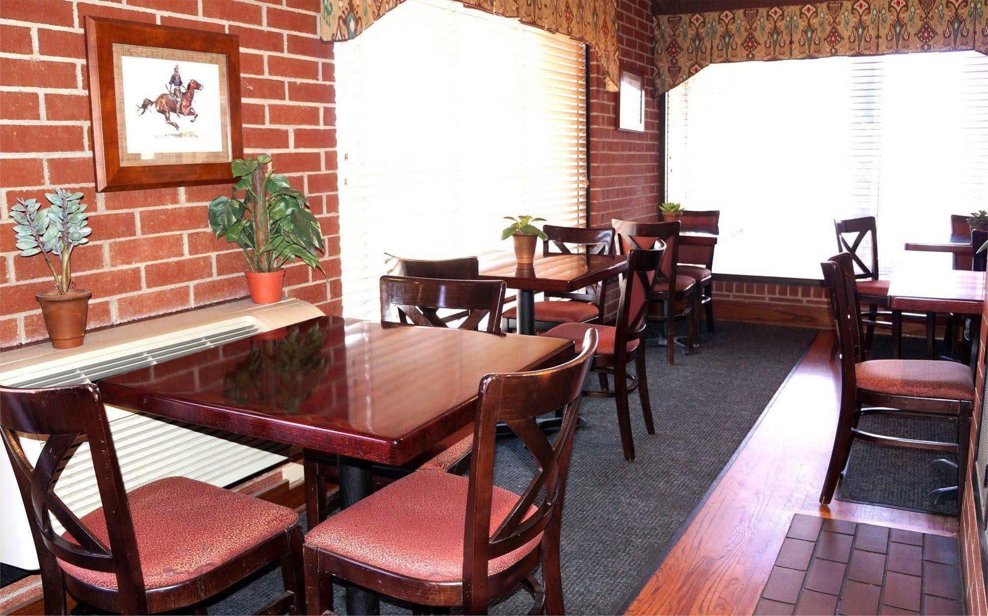 Plaza Inn Midland Kültér fotó