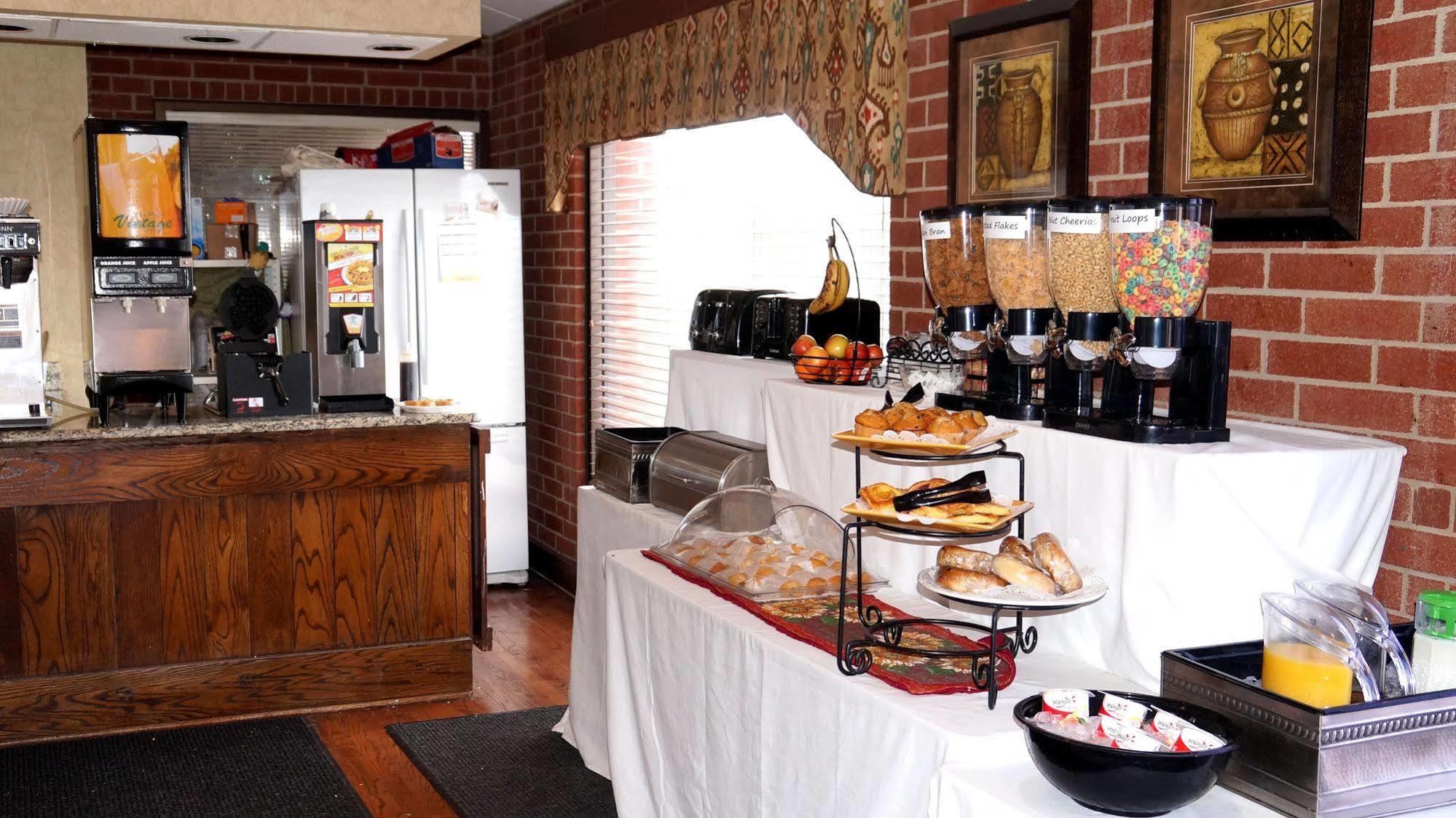 Plaza Inn Midland Kültér fotó